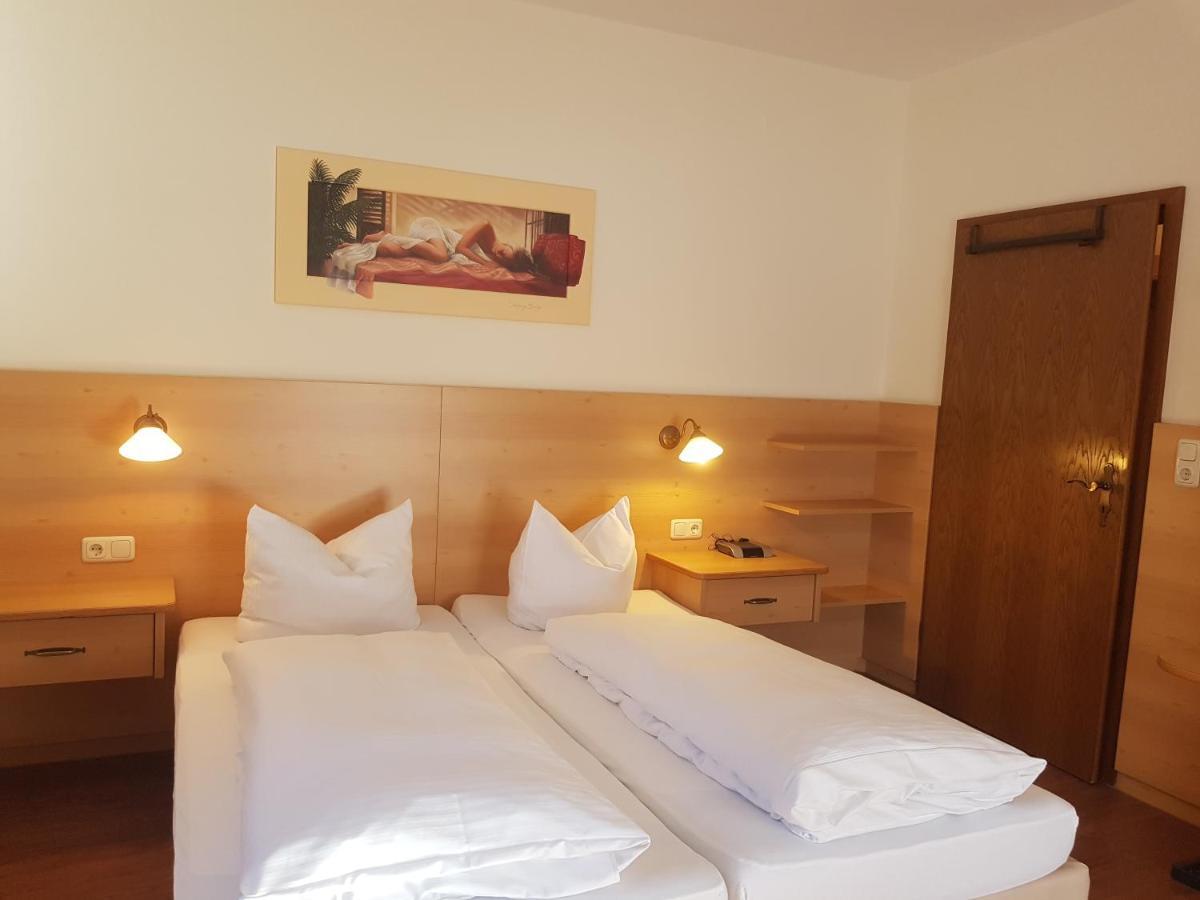 La Locanda Ristorante Pizzeria Garni Ohlstadt Zewnętrze zdjęcie