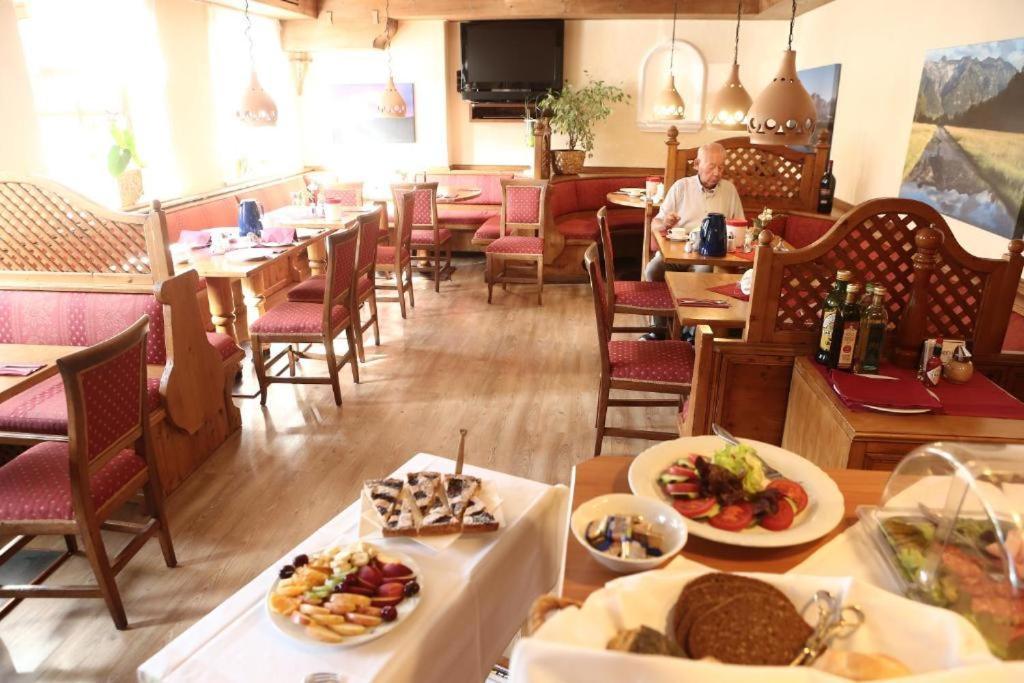 La Locanda Ristorante Pizzeria Garni Ohlstadt Zewnętrze zdjęcie